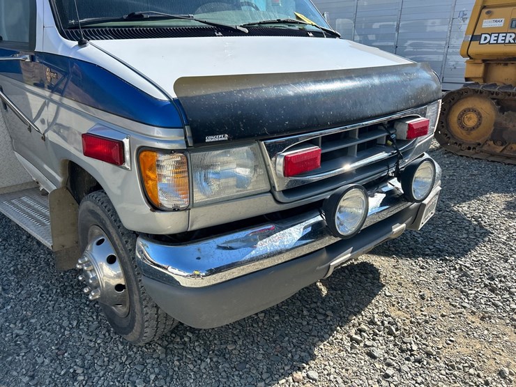 2000-ford-e350-image-16