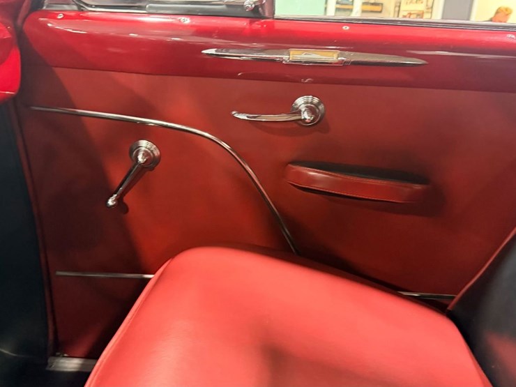 #1879-•-1949-ford-custom-convertible-image-43