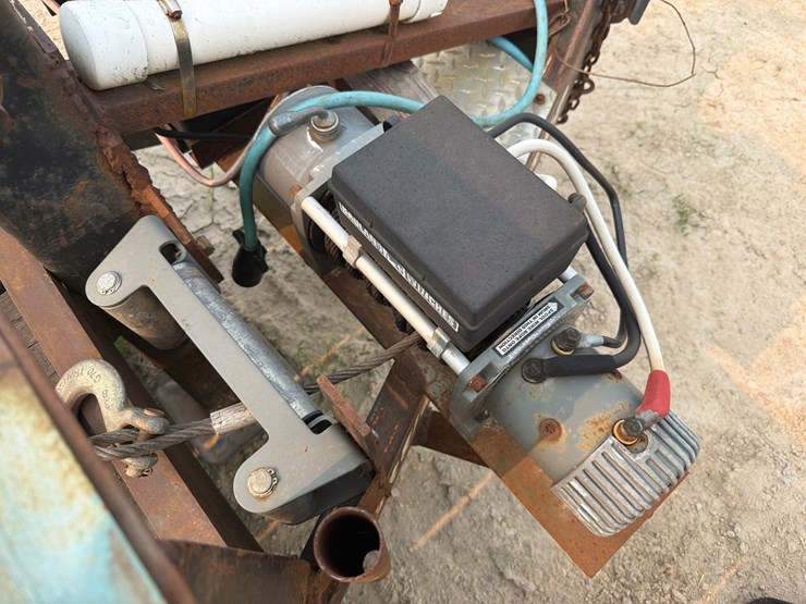 #1535-•-2002-rugged-trail-20'-trailer-image-18