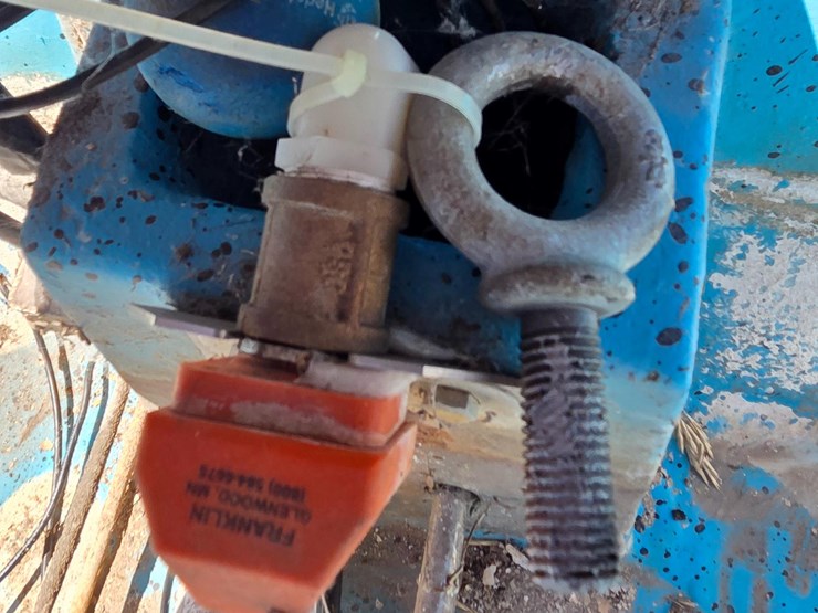 blue-river-42ch-cattle-waterer-image-9