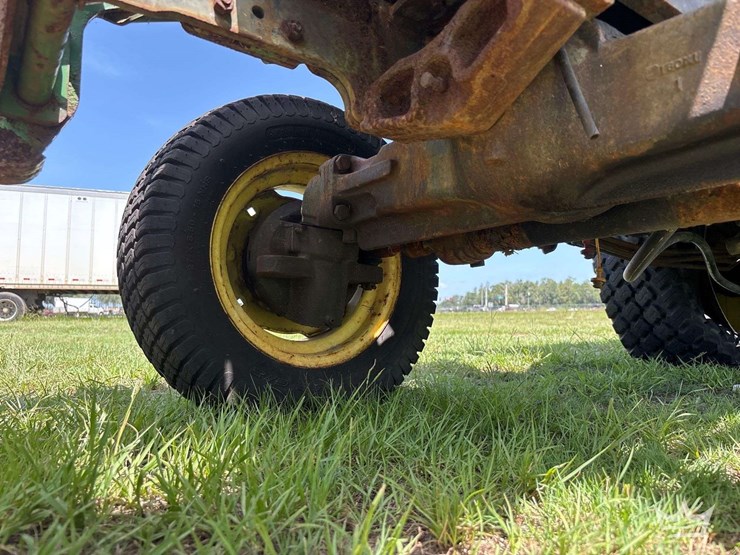 john-deere-4600-image-27