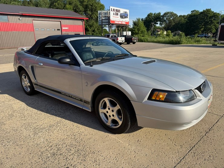 #1874-•-2002-ford-mustang-image-7