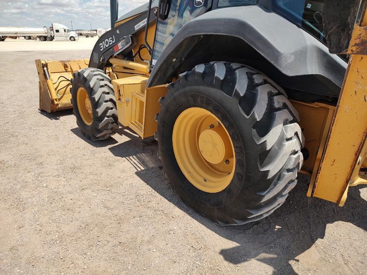 2011-deere-310sj-image-15