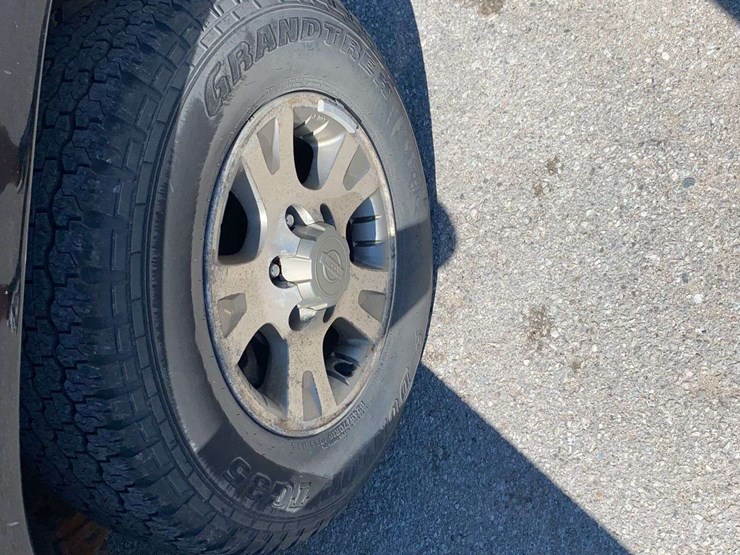 2004-nissan-pathfinder-image-24