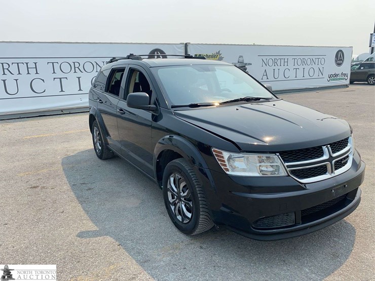 2015-dodge-journey-image-3