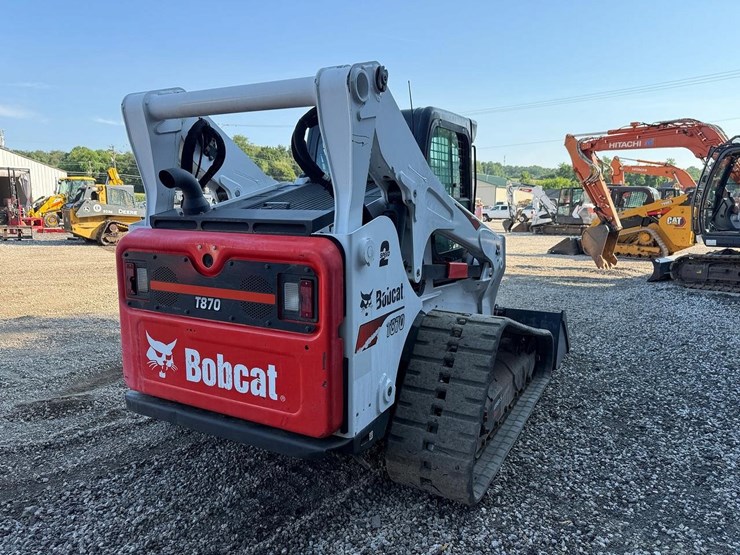 2023-bobcat-t870-image-4
