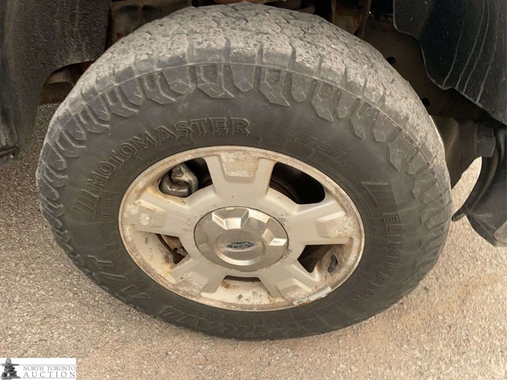 2014-ford-f150-image-21