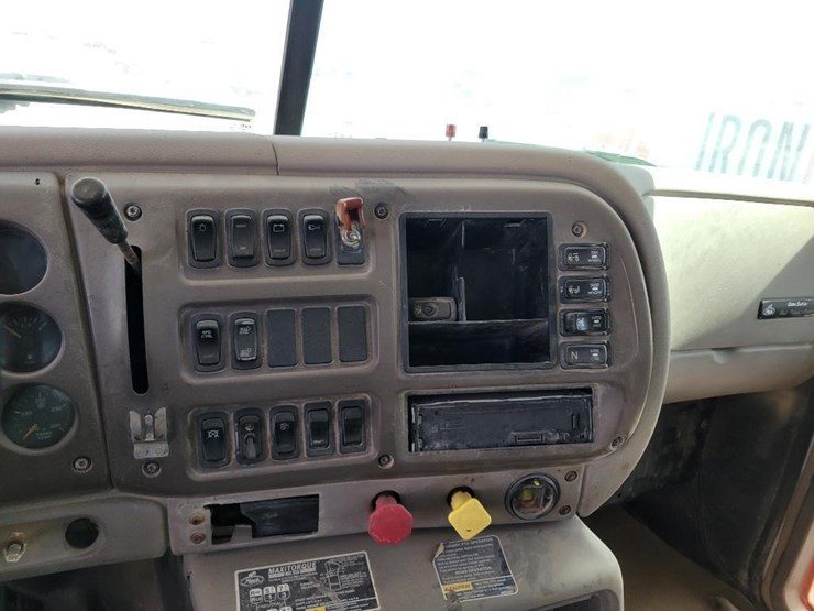 2007-mack-chn613-image-37