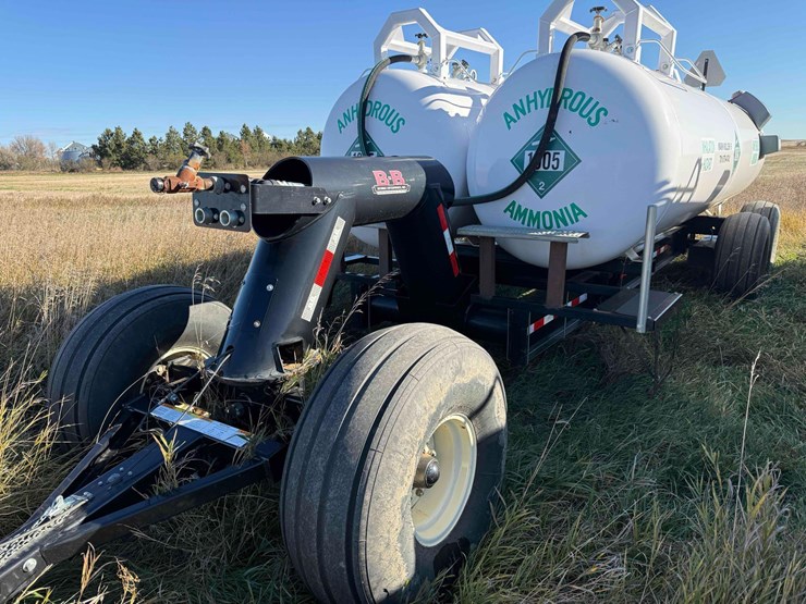 2021-b&b-double-anhydrous-tank-trailer-image-1
