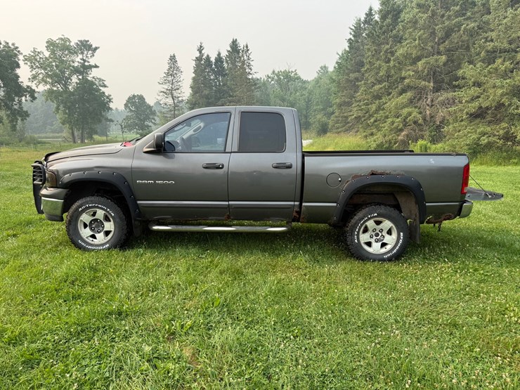 2003-dodge-ram-1500-image-2