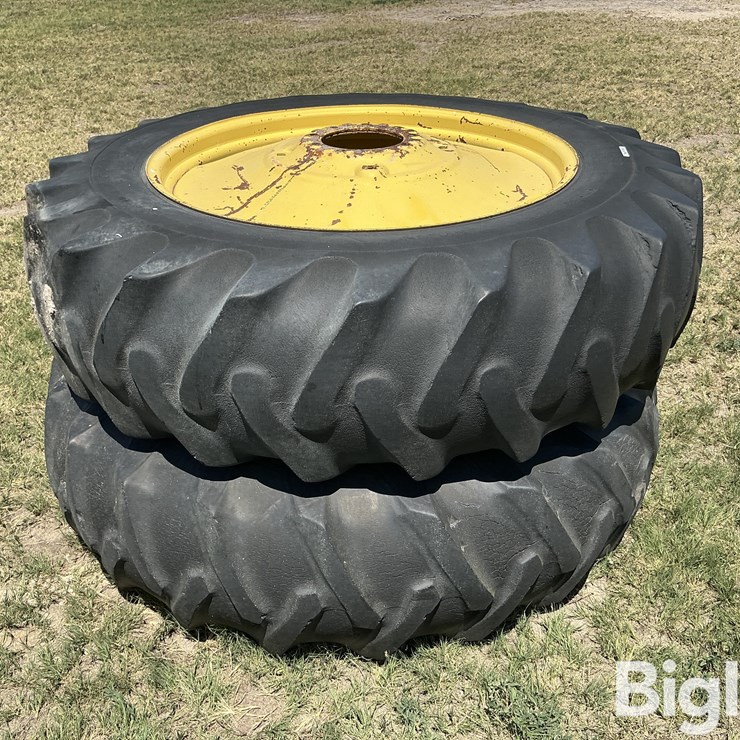 JOHN DEERE 16