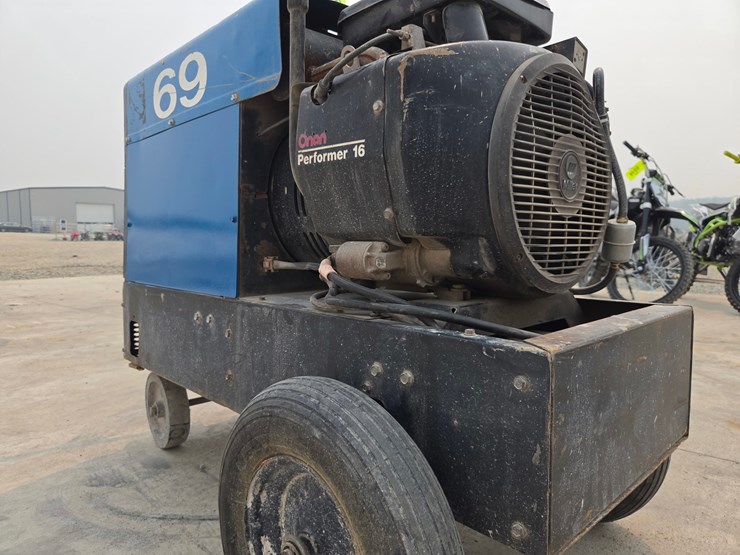 miller-bobcat-225g-image-13