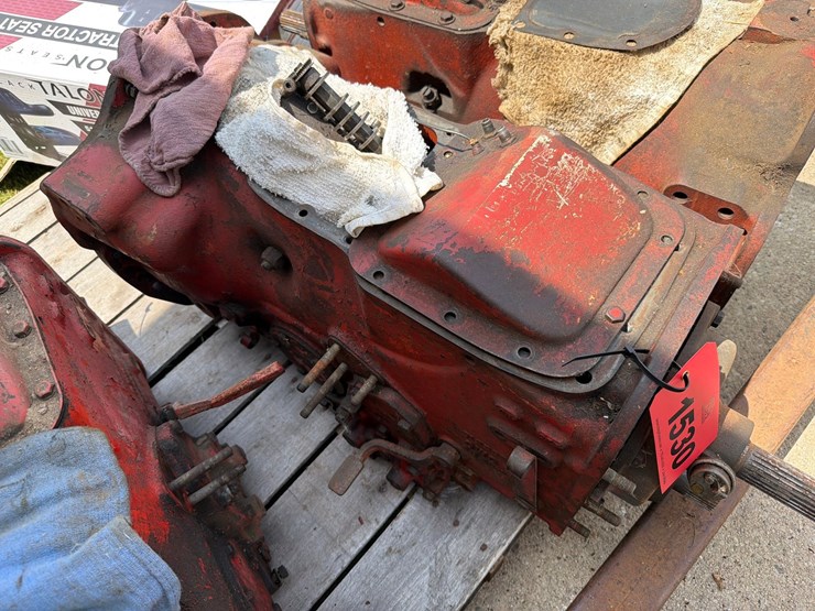 #1530-•-ford-select-o-speed-transmission-image-1