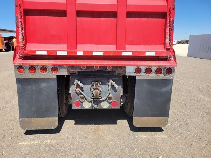 2010-kenworth-t800-image-16