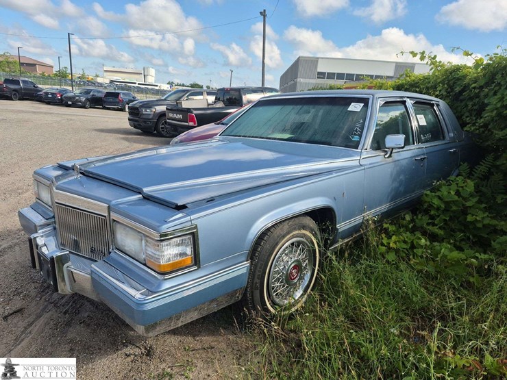non-operable-1991-cadillac-brougham-image-1