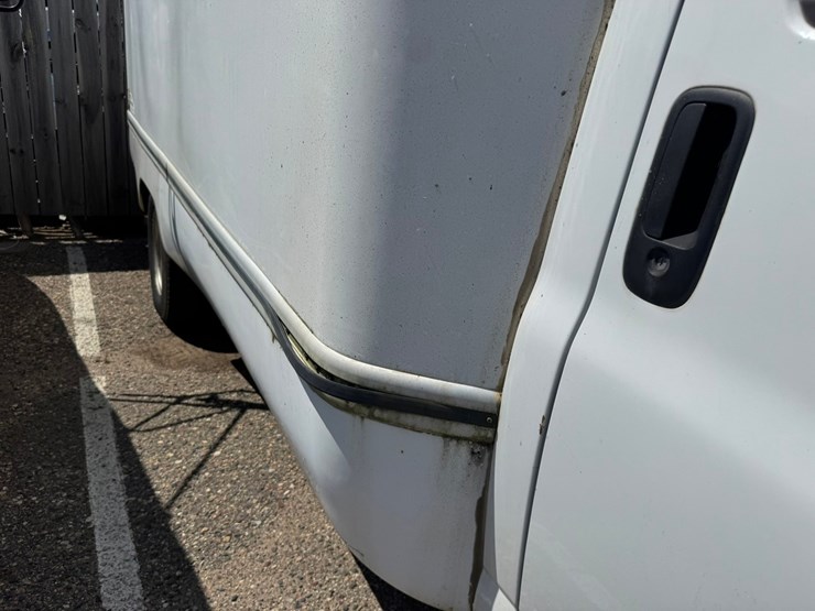 #1895-•-2007-chevy-etv-van-image-17