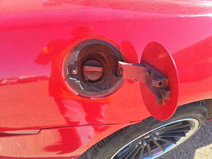 2011-chevrolet-camaro-coupe-image-9