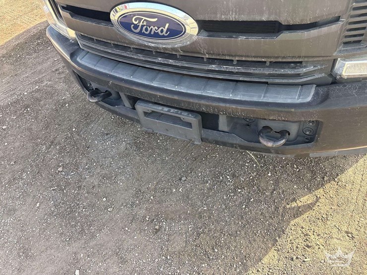 2019-ford-f350-image-22