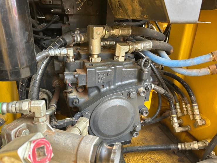komatsu-pc130-11-image-44