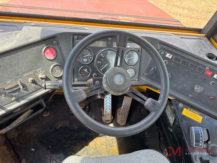 volvo-a25b-image-22