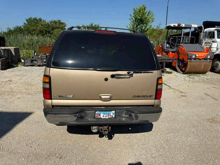 2005-chevrolet-tahoe-image-4