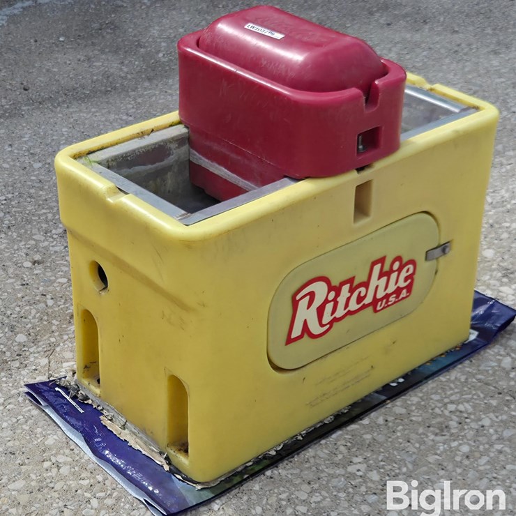 Ritchie Heated Livestock Waterer