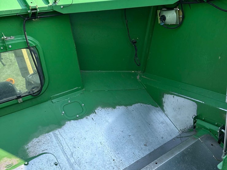 2011-john-deere-9770-sts-image-59