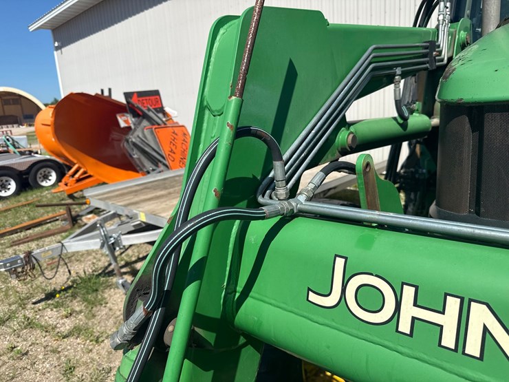 john-deere-640-image-15