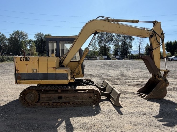 1990-caterpillar-e70b-image-3
