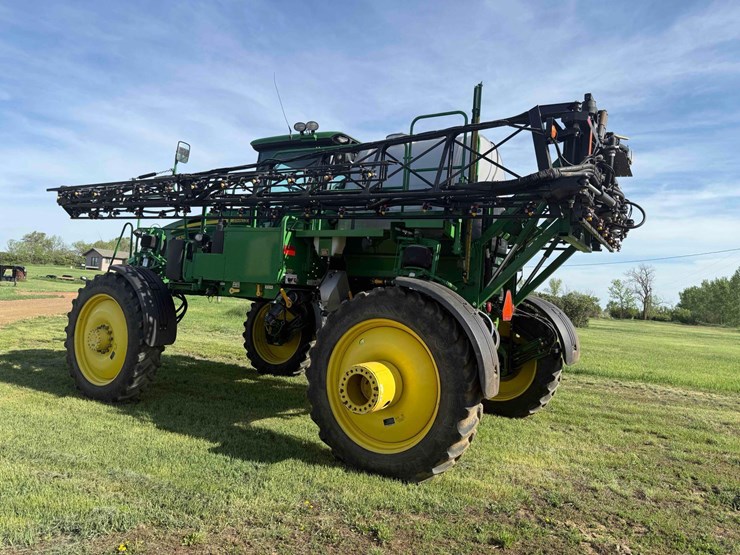 2011-john-deere-4830-image-8