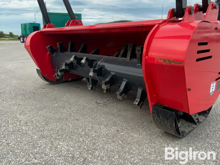 2026-massey-ferguson-730-image-19