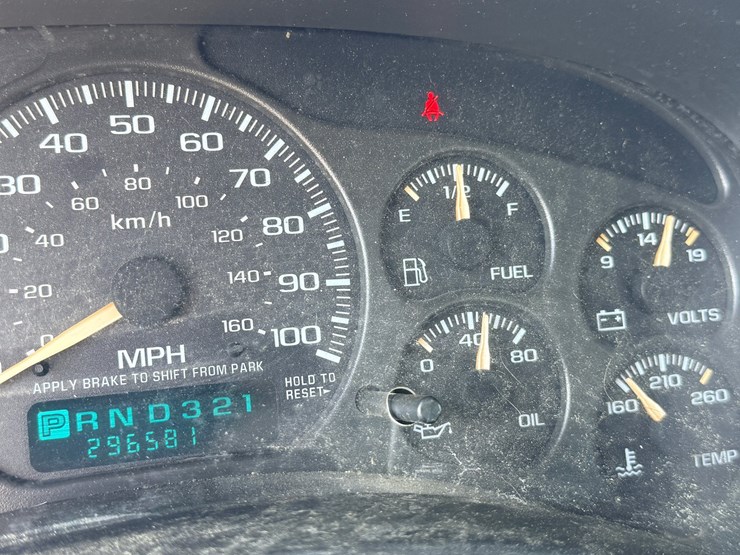 2002-gmc-1500-image-47