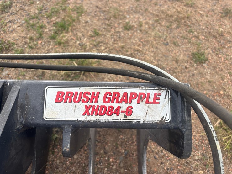 stout-xhd84-6-brush-grapple-image-6