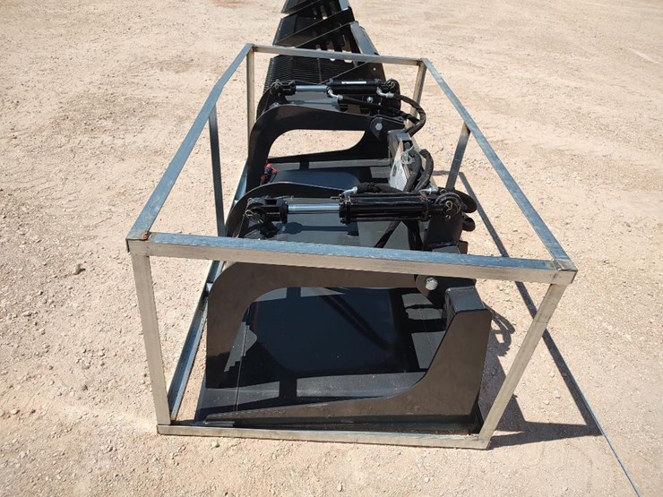 wolverine-gb-11-72w-72"-skid-steer-grapple-bucket-image-3