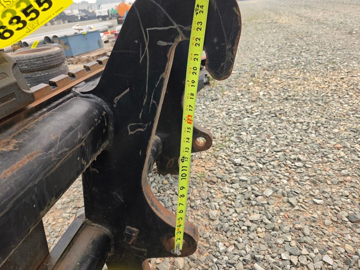 #6355-•-approx.-48"-loader-pallet-forks-image-7
