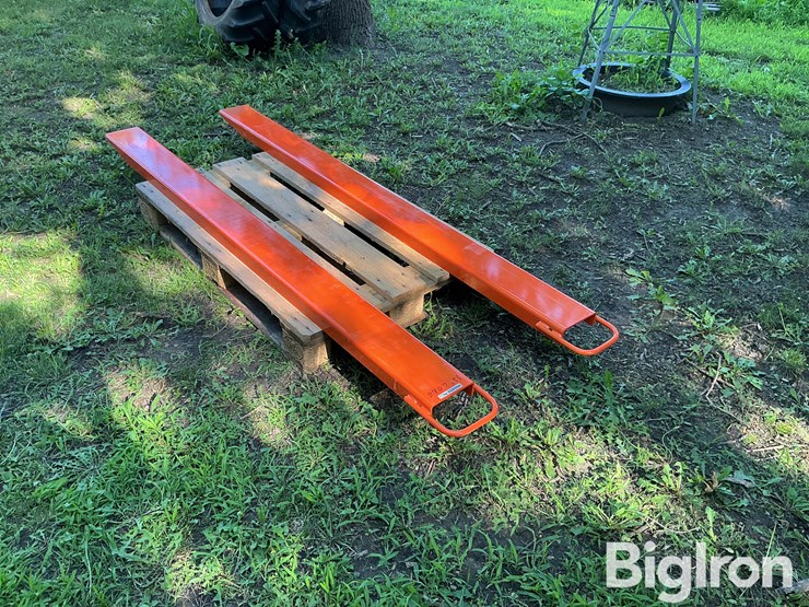 82”-skid-steer-fork-extensions-image-7