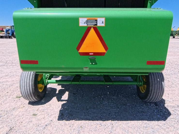 john-deere-557-image-39