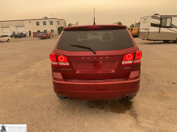 2011-dodge-journey-image-6