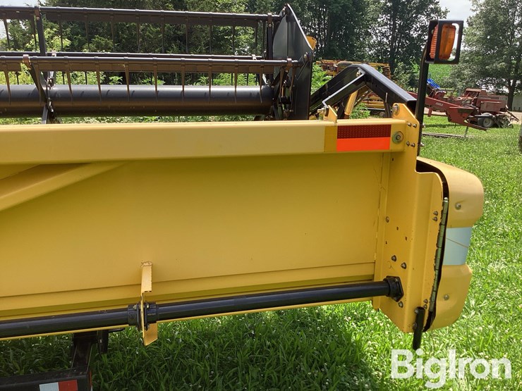 2010-new-holland-74c-image-19