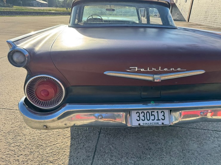 #1883-•-1957-ford-fairlane-image-19