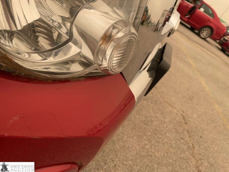 2011-ford-escape-image-25