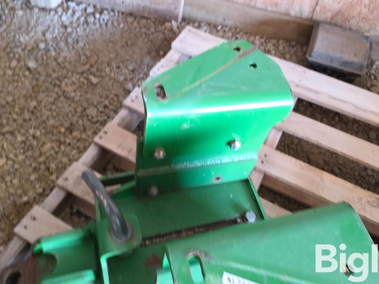 john-deere-rear-combine-tow-hitches-image-12