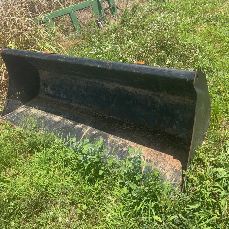 Loader bucket