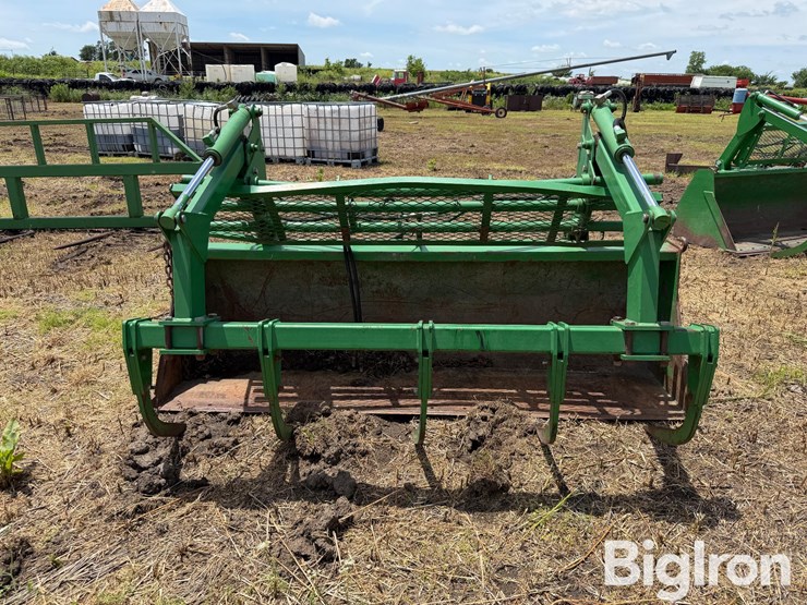 john-deere-8-image-2