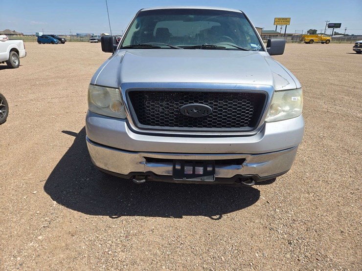 2007-ford-f150-xlt-image-2