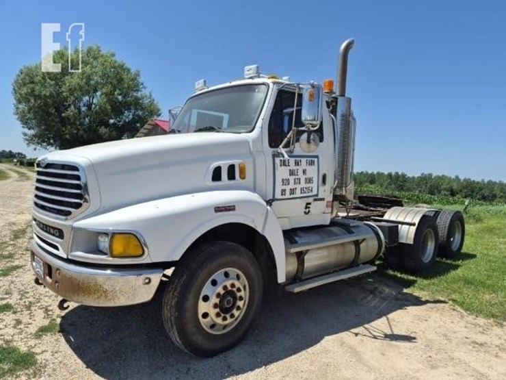 2005-caterpillar-c13-image-1