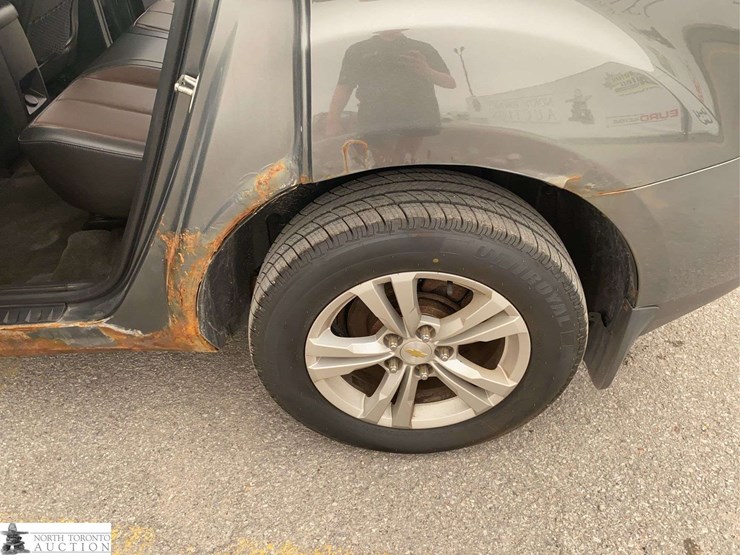 2012-chevrolet-equinox-image-25