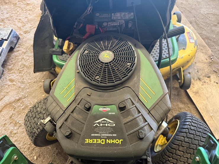 john-deere-145-image-7