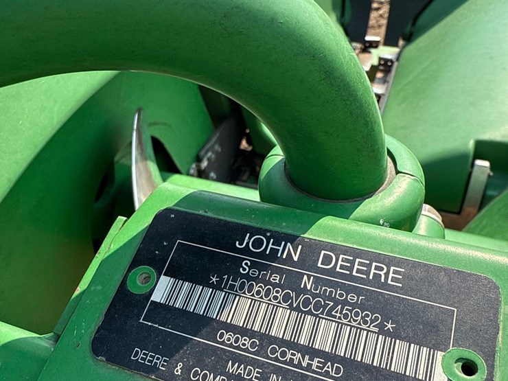 2012-john-deere-608c-image-46