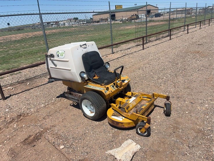 mcghs-zero-turn-mower-image-2